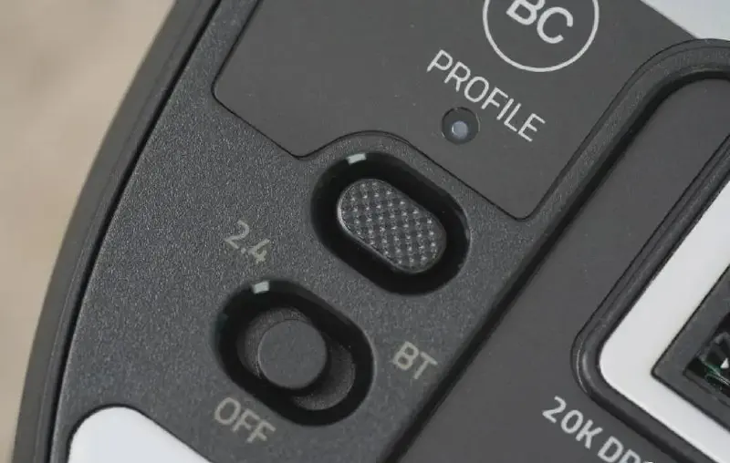 2.4Ghz and Bluetooth switch